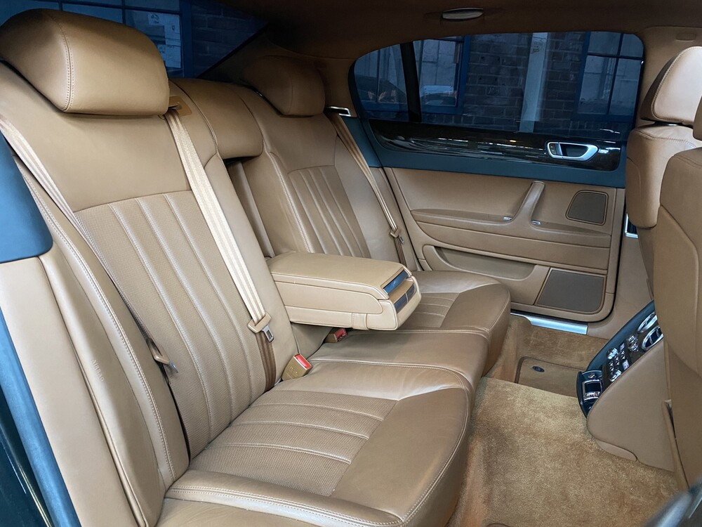 Bentley Continental Flying Spur 6.0 W12 560PS 2006 -Youngtimer-