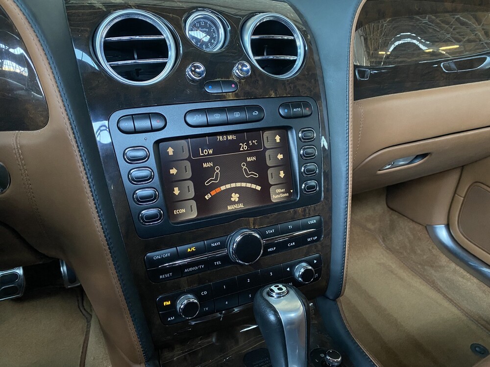 Bentley Continental Flying Spur 6.0 W12 560PS 2006 -Youngtimer-