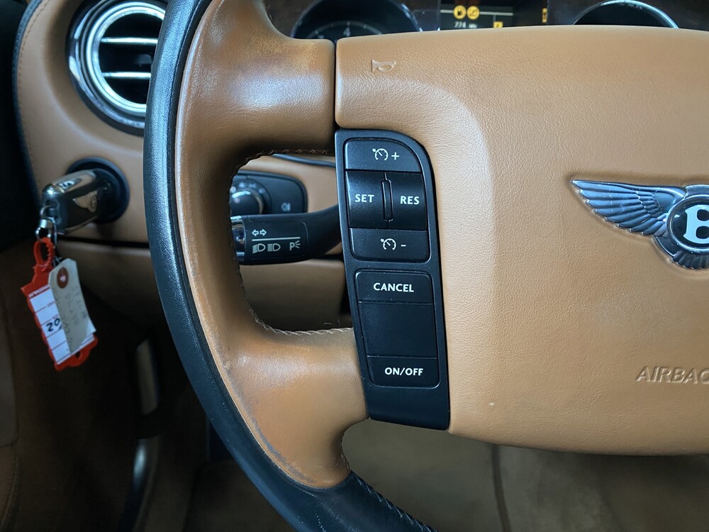 Bentley Continental Flying Spur 6.0 W12 560PS 2006 -Youngtimer-