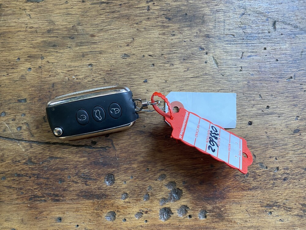 Bentley Continental Flying Spur 6.0 W12 560PS 2006 -Youngtimer-