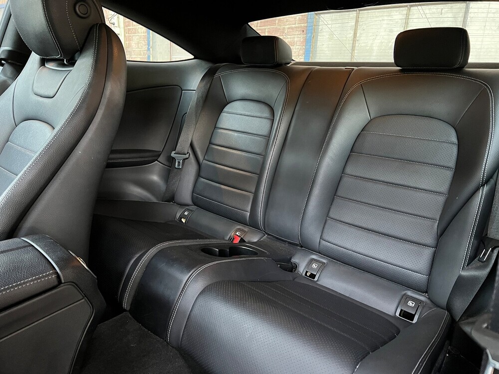 Mercedes-Benz C180 Coupé AMG Premium Plus 156PS 2017, G-955-VT