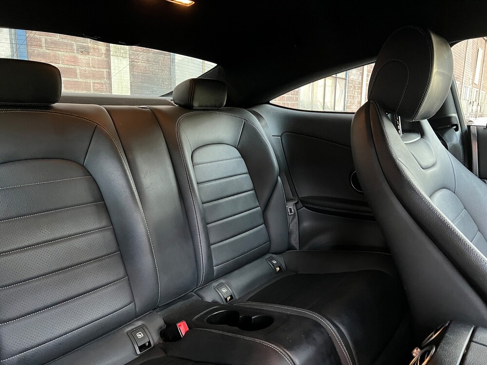 Mercedes-Benz C180 Coupé AMG Premium Plus 156PS 2017, G-955-VT