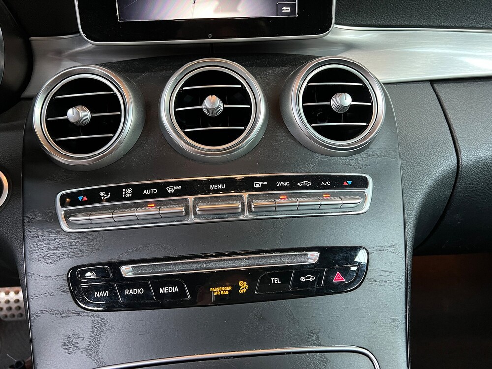 Mercedes-Benz C180 Coupé AMG Premium Plus 156PS 2017, G-955-VT