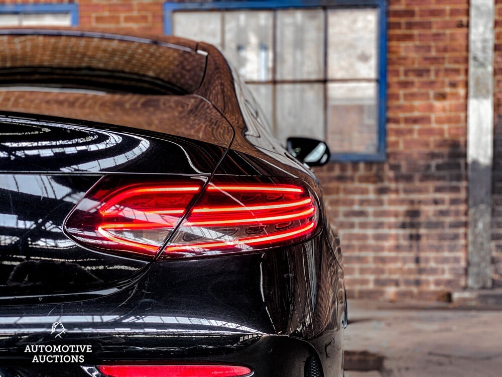 Mercedes-Benz C180 Coupé AMG Premium Plus 156PS 2017, G-955-VT