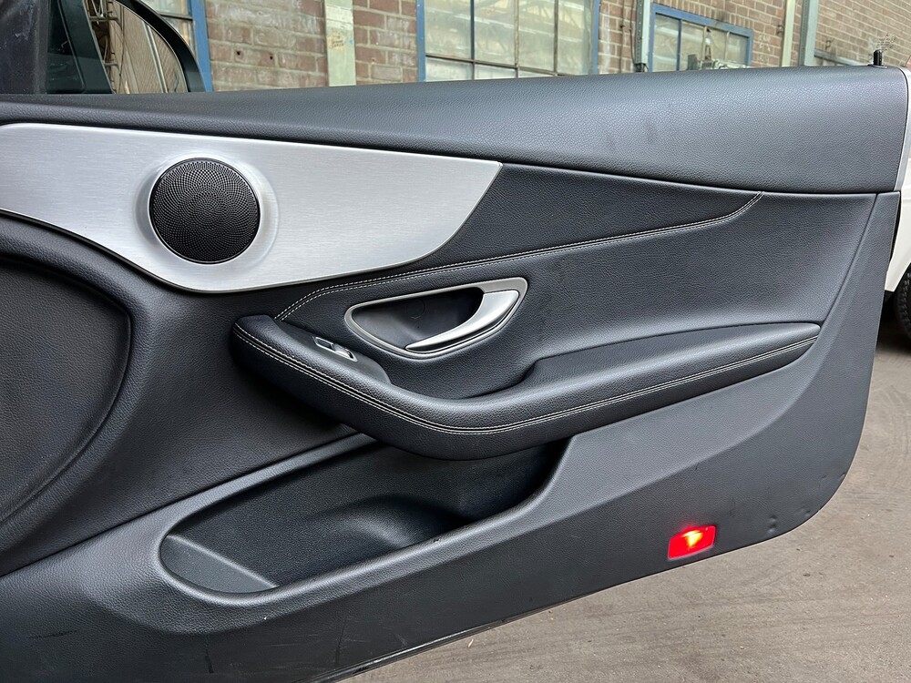 Mercedes-Benz C180 Coupé AMG Premium Plus 156PS 2017, G-955-VT