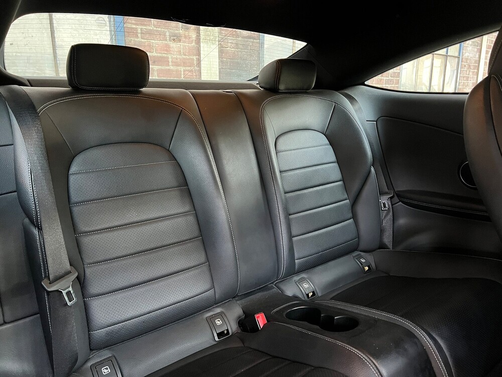 Mercedes-Benz C180 Coupé AMG Premium Plus 156PS 2017, G-955-VT