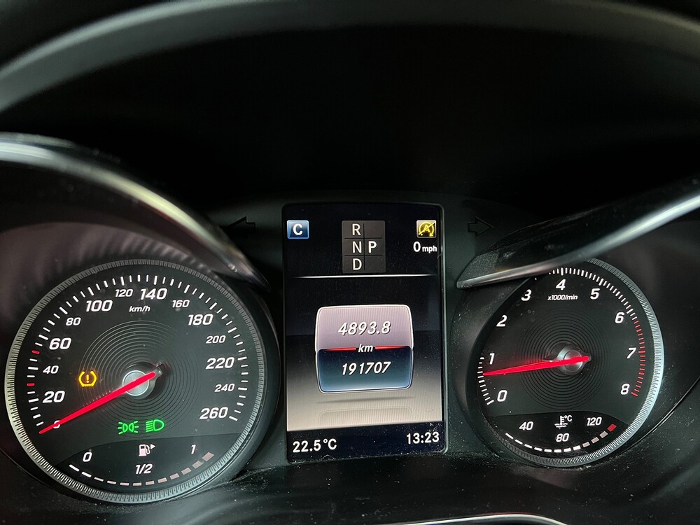 Mercedes-Benz C180 Coupé AMG Premium Plus 156PS 2017, G-955-VT