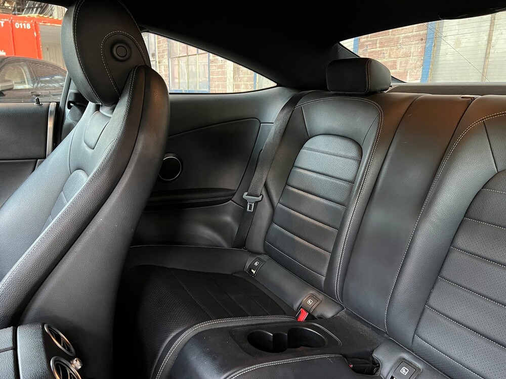 Mercedes-Benz C180 Coupé AMG Premium Plus 156PS 2017, G-955-VT