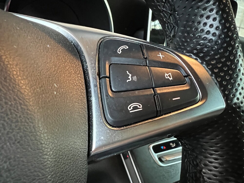 Mercedes-Benz C180 Coupé AMG Premium Plus 156PS 2017, G-955-VT