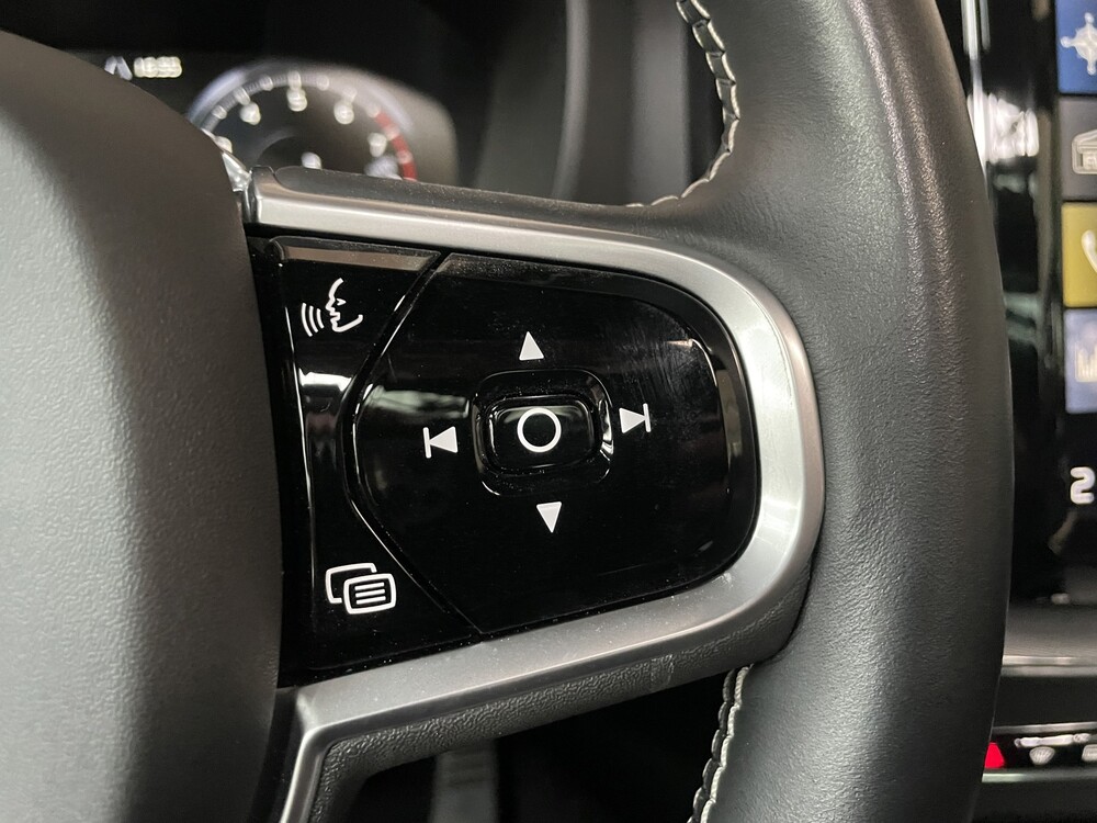 Volvo XC60 T8 R-Design 390hp 2021 -Herstellergarantie-