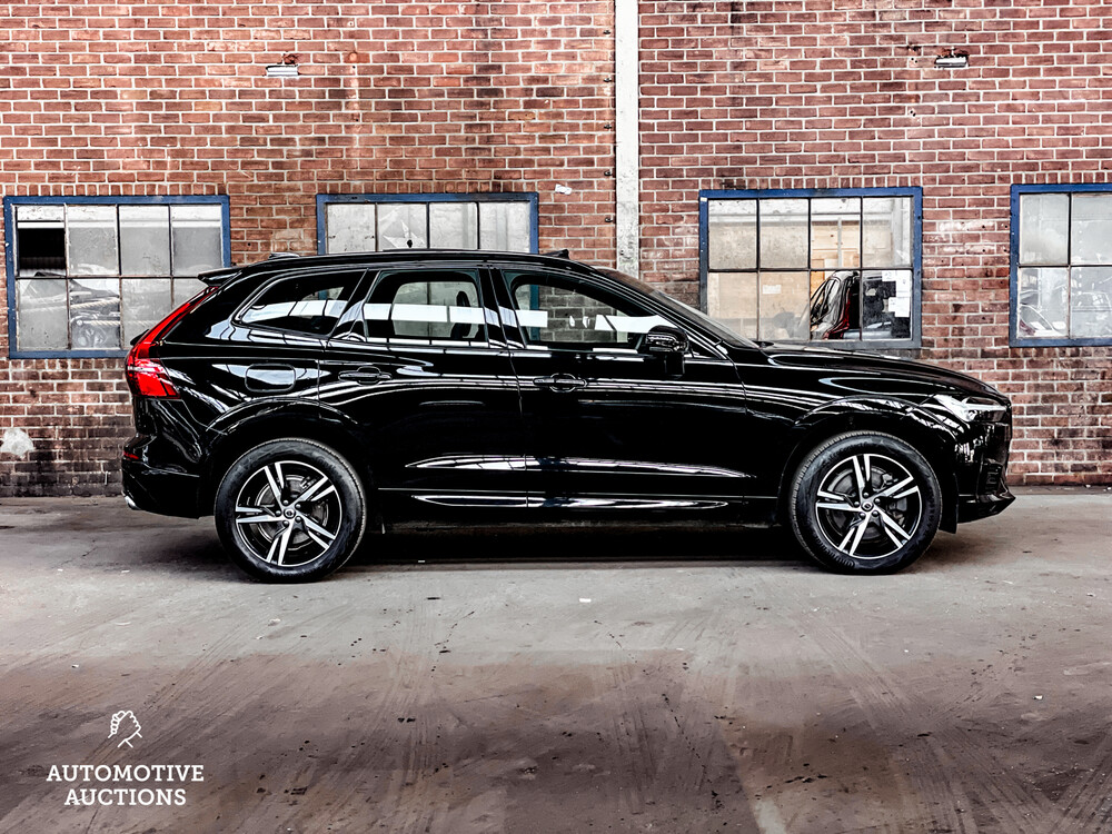 Volvo XC60 T8 R-Design 390hp 2021 -Herstellergarantie-