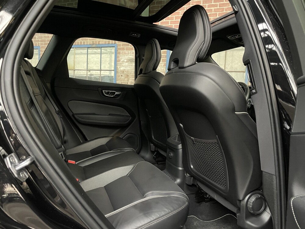 Volvo XC60 T8 R-Design 390hp 2021 -Herstellergarantie-