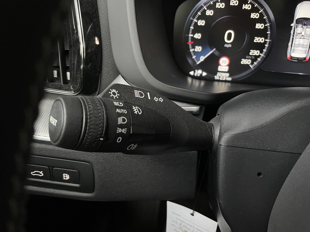 Volvo XC60 T8 R-Design 390hp 2021 -Herstellergarantie-