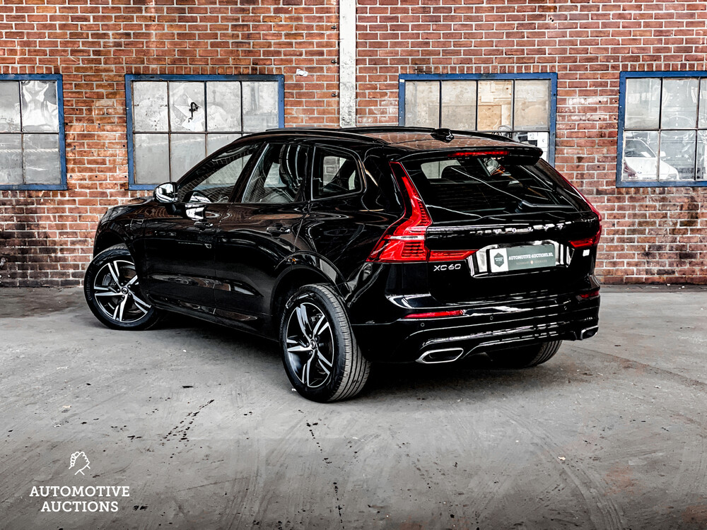 Volvo XC60 T8 R-Design 390hp 2021 -Herstellergarantie-