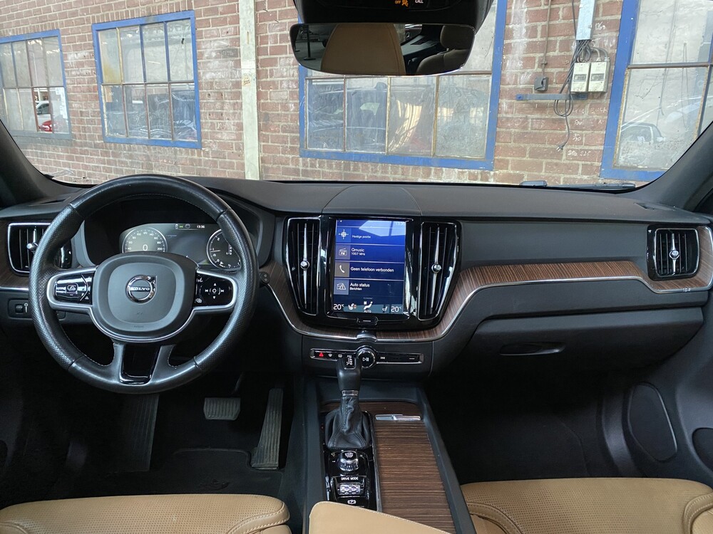 Volvo XC60 D5 AWD Inscription 235pk 2018 -Orig. NL-, RX-889-Z