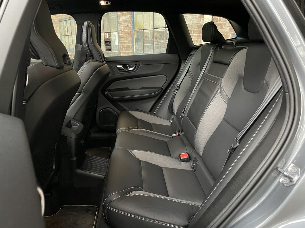 Volvo XC60 T8 R-Design Recharge 389pk 2021 -Fabrieksgarantie-