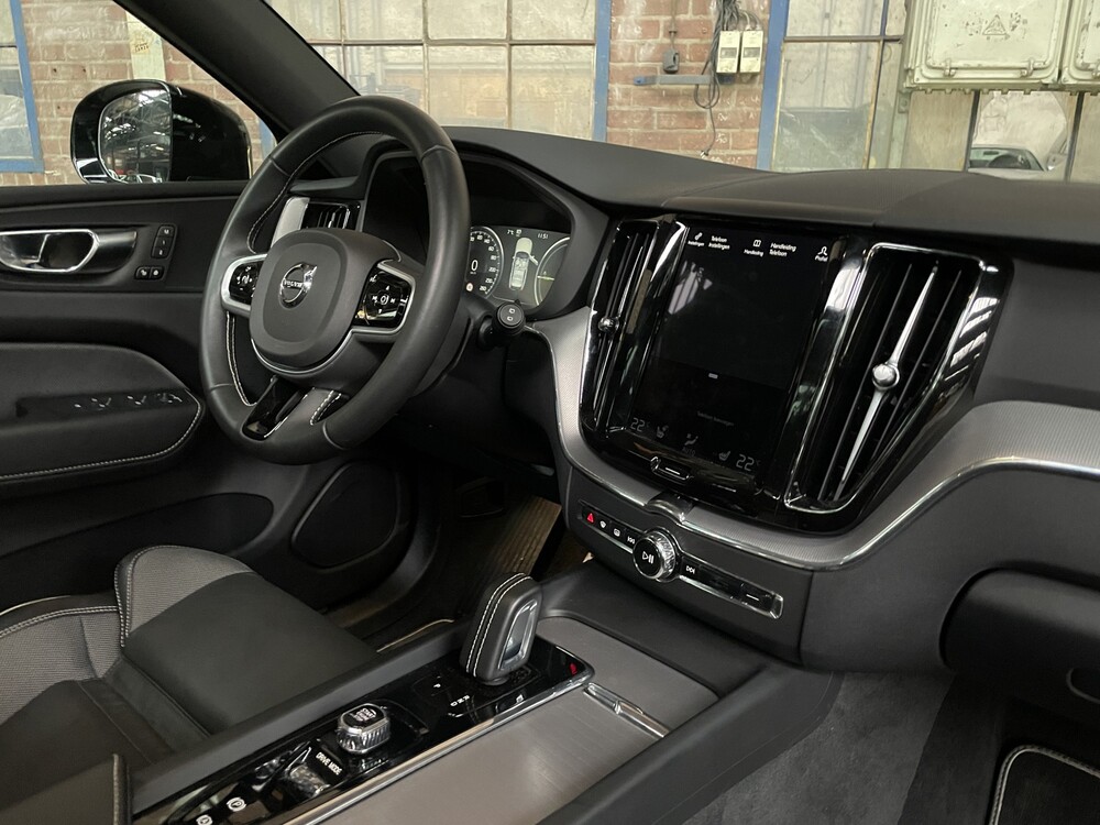 Volvo XC60 T8 R-Design Recharge 389pk 2021 -Fabrieksgarantie-