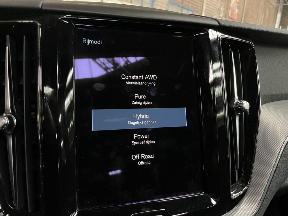 Volvo XC60 T8 R-Design Recharge 389pk 2021 -Fabrieksgarantie-