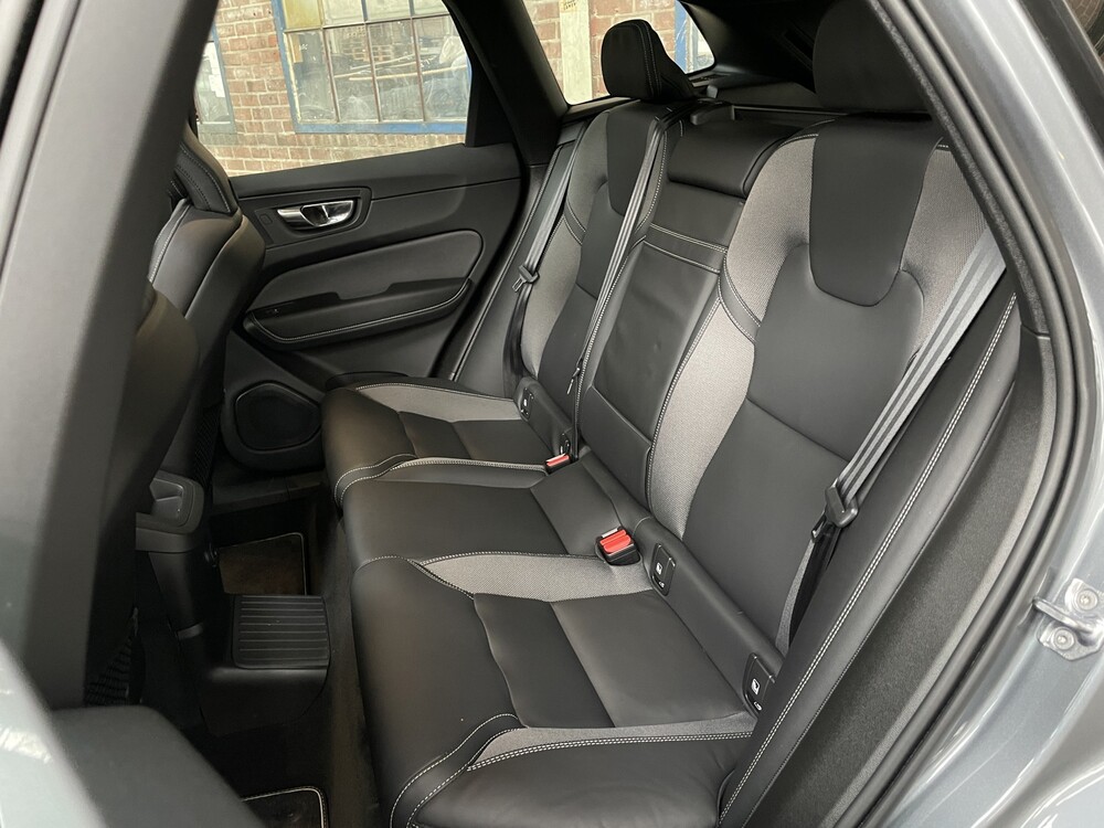 Volvo XC60 T8 R-Design Recharge 389pk 2021 -Fabrieksgarantie-