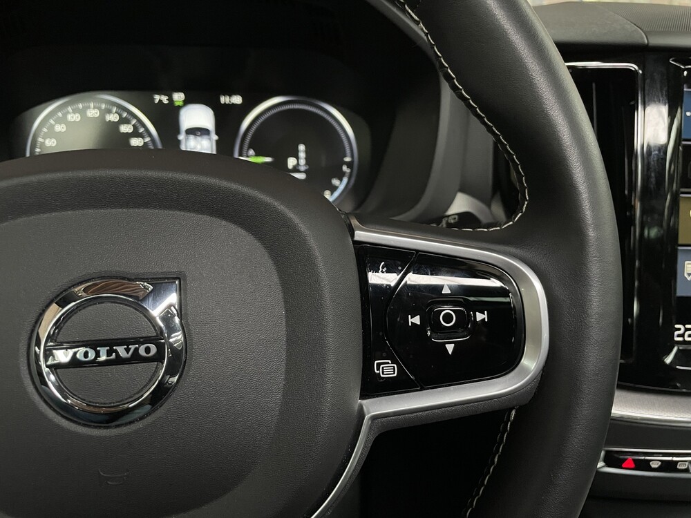 Volvo XC60 T8 R-Design Recharge 389pk 2021 -Fabrieksgarantie-