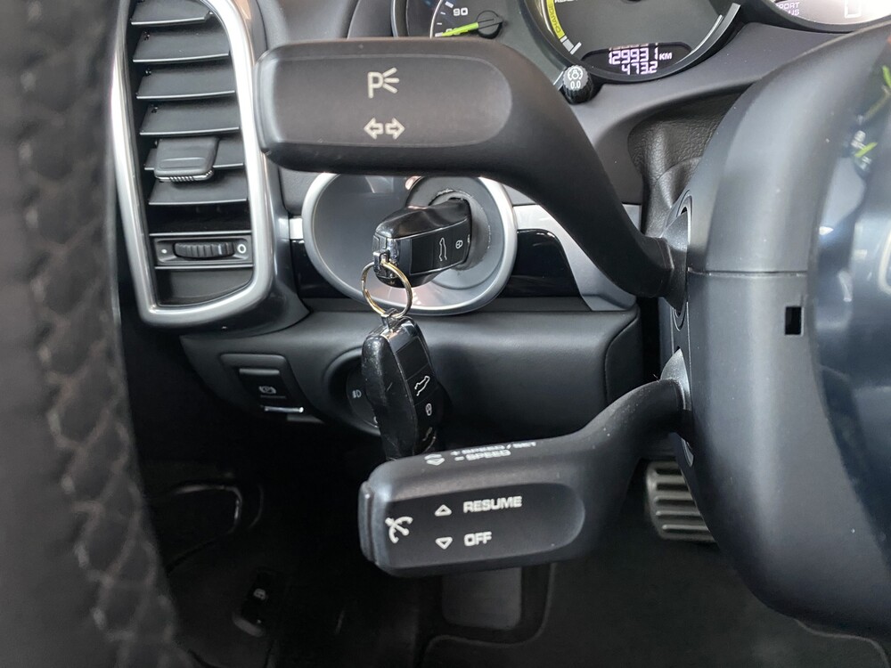 Porsche Cayenne S E-Hybrid 3.0 416PS 2016 Sport Chrono -Orig. EN-, HZ-350-B