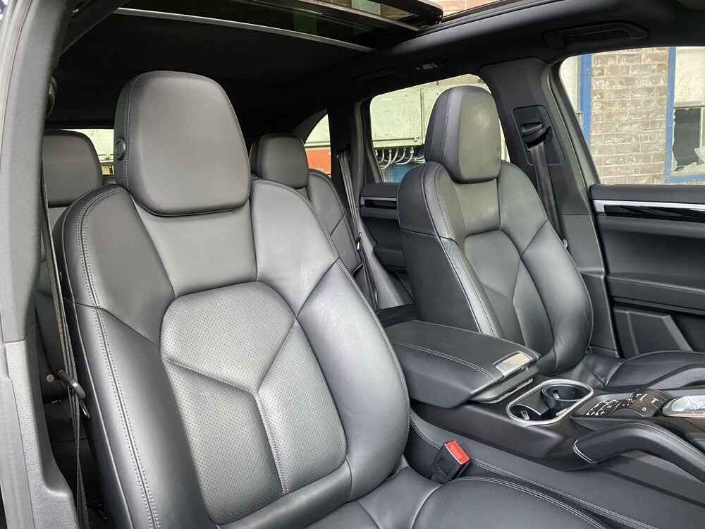 Porsche Cayenne S E-Hybrid 3.0 416PS 2016 Sport Chrono -Orig. EN-, HZ-350-B