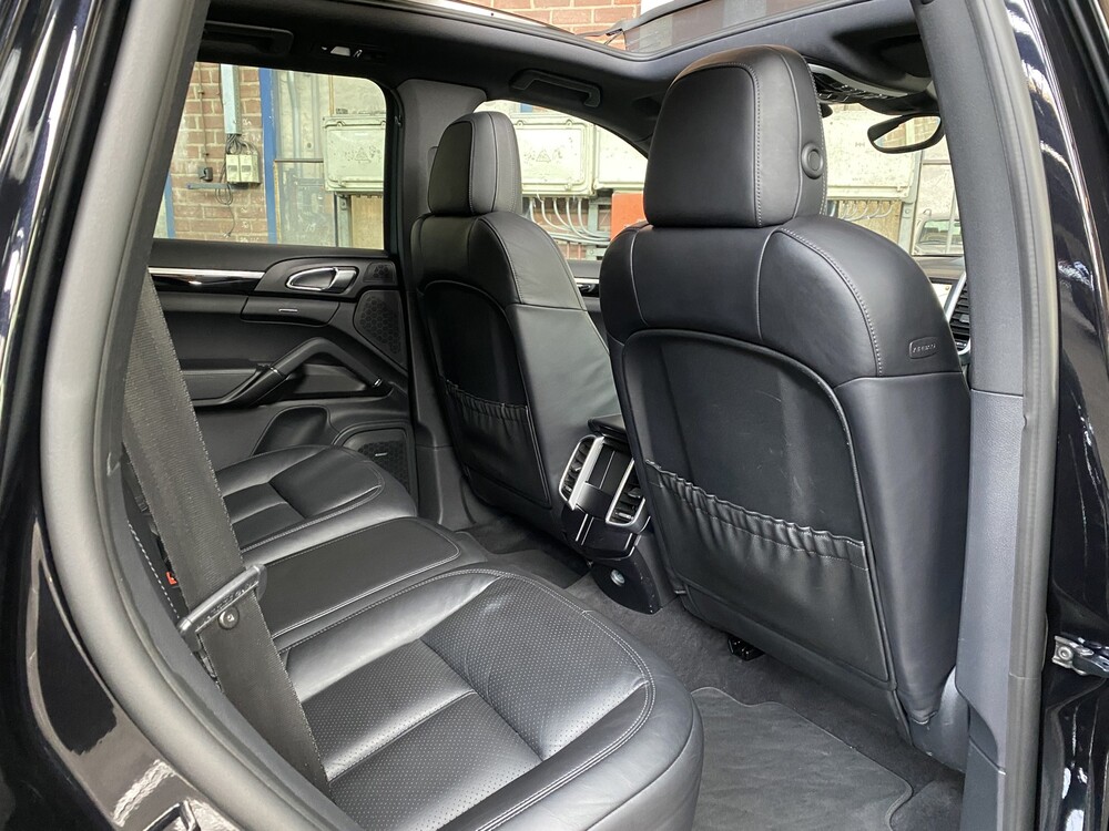 Porsche Cayenne S E-Hybrid 3.0 416PS 2016 Sport Chrono -Orig. EN-, HZ-350-B