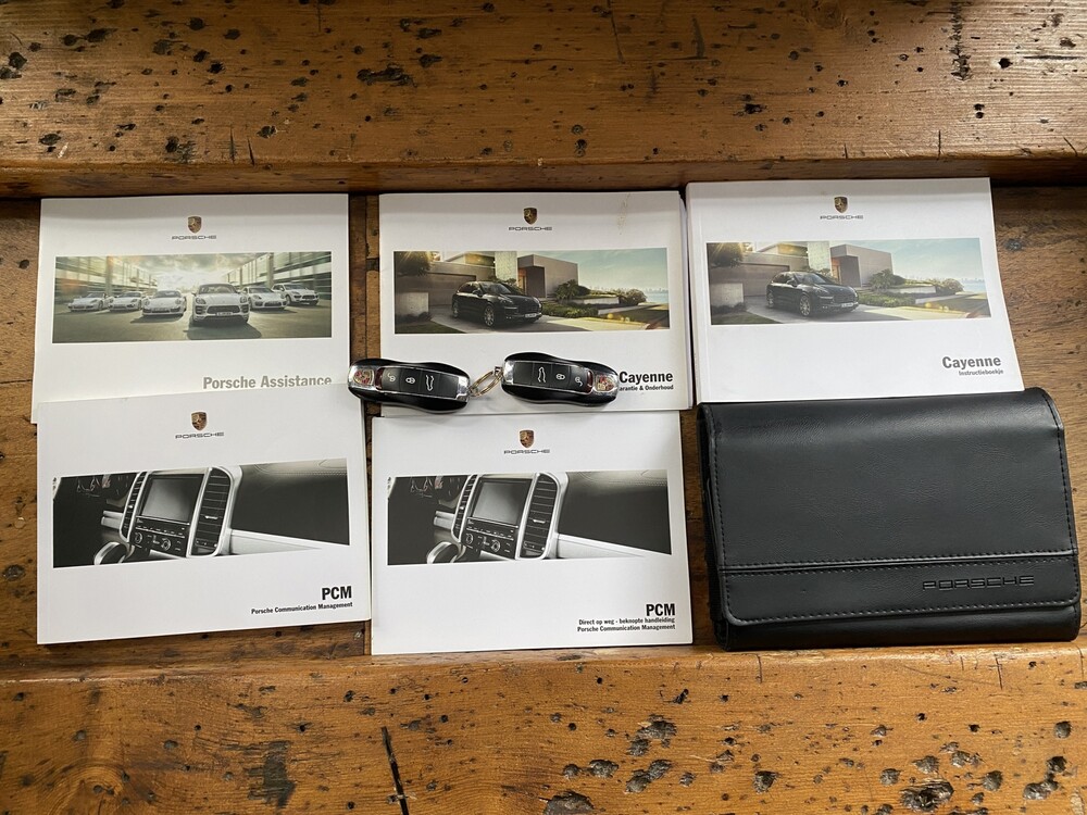 Porsche Cayenne S E-Hybrid 3.0 416PS 2016 Sport Chrono -Orig. EN-, HZ-350-B