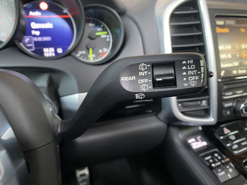 Porsche Cayenne S E-Hybrid 3.0 416PS 2016 Sport Chrono -Orig. EN-, HZ-350-B