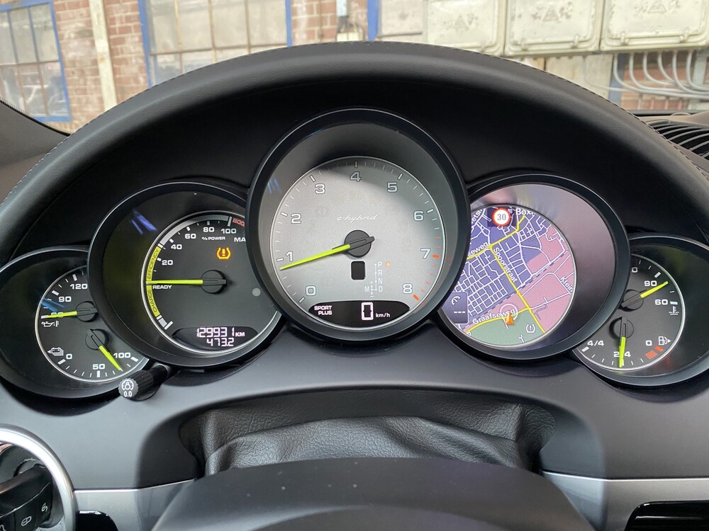 Porsche Cayenne S E-Hybrid 3.0 416PS 2016 Sport Chrono -Orig. EN-, HZ-350-B