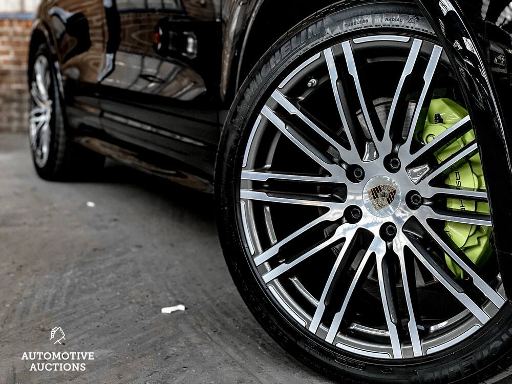 Porsche Cayenne S E-Hybrid 3.0 416PS 2016 Sport Chrono -Orig. EN-, HZ-350-B