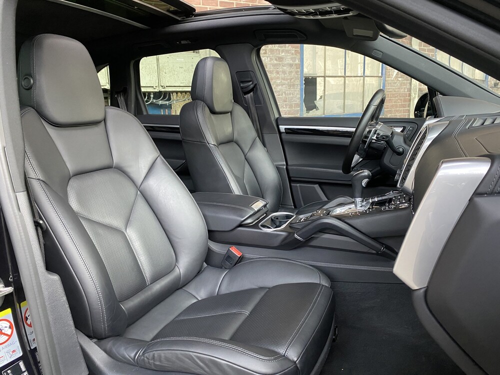 Porsche Cayenne S E-Hybrid 3.0 416PS 2016 Sport Chrono -Orig. EN-, HZ-350-B