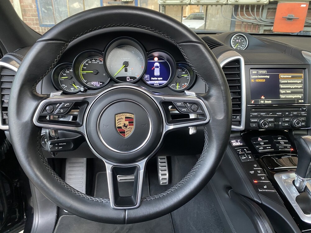 Porsche Cayenne S E-Hybrid 3.0 416PS 2016 Sport Chrono -Orig. EN-, HZ-350-B