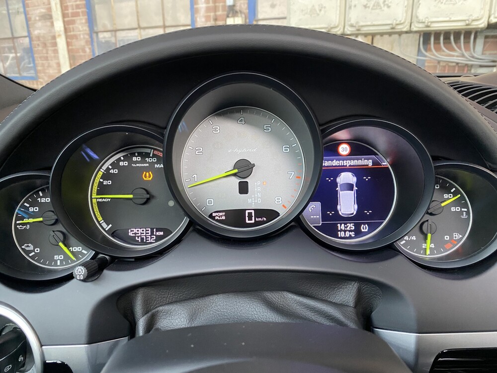 Porsche Cayenne S E-Hybrid 3.0 416PS 2016 Sport Chrono -Orig. EN-, HZ-350-B