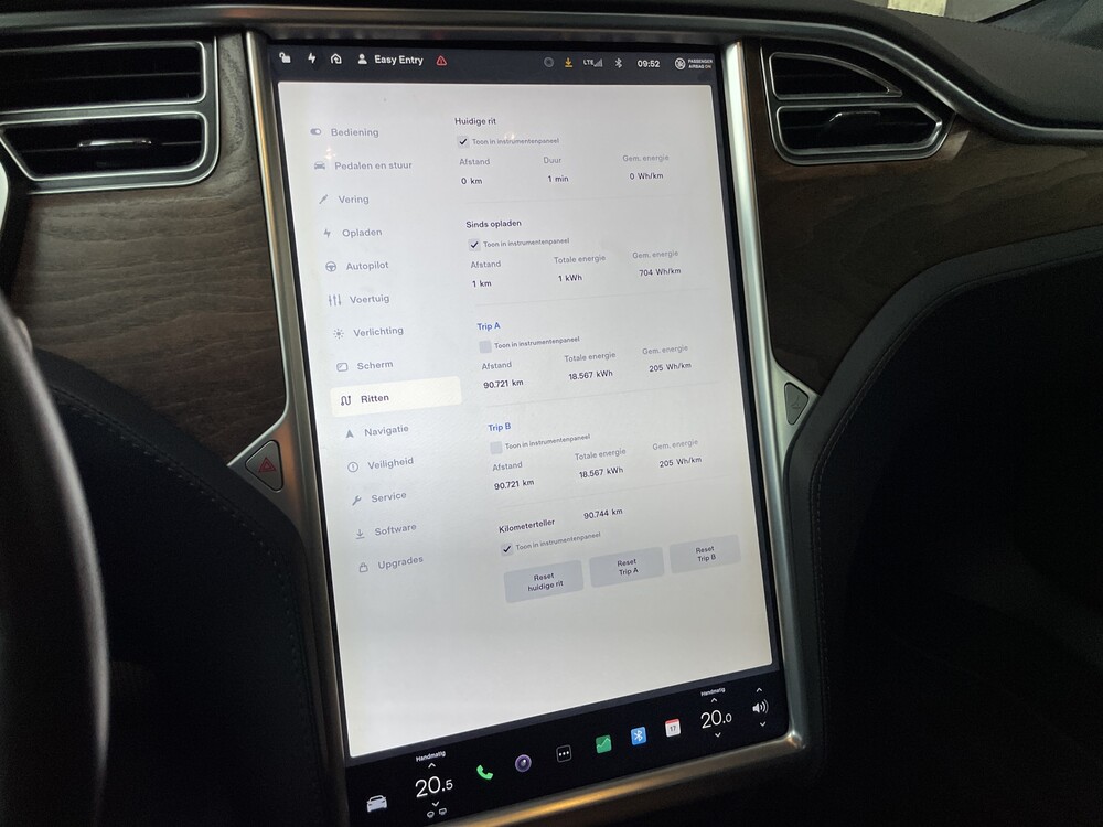 Tesla Model S 75 Base FACELIFT 320hp 2017 -Orig. EN-, RJ-746-J