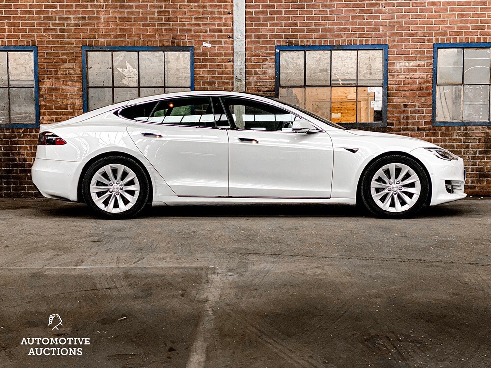 Tesla Model S 75 Base FACELIFT 320hp 2017 -Orig. EN-, RJ-746-J