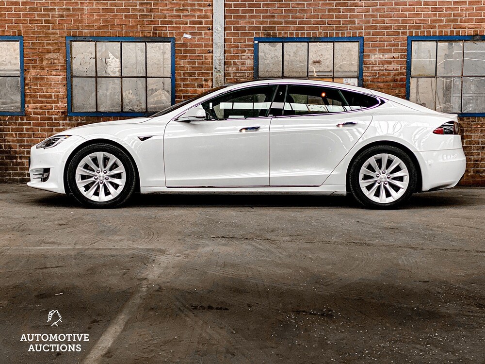 Tesla Model S 75 Base FACELIFT 320hp 2017 -Orig. EN-, RJ-746-J