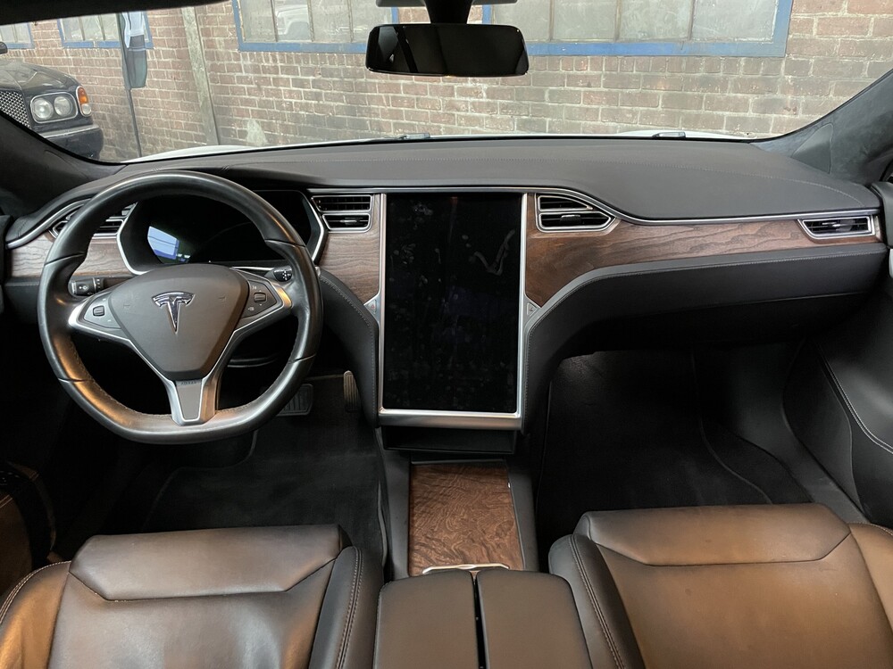 Tesla Model S 75 Base FACELIFT 320hp 2017 -Orig. EN-, RJ-746-J