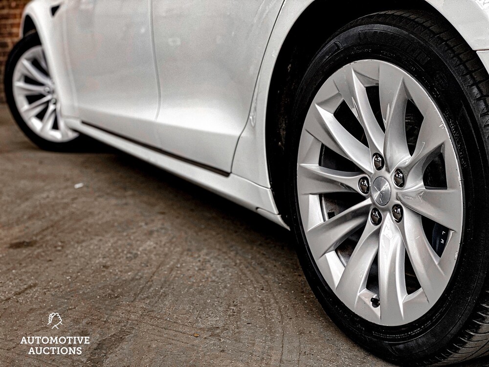 Tesla Model S 75 Base FACELIFT 320hp 2017 -Orig. EN-, RJ-746-J