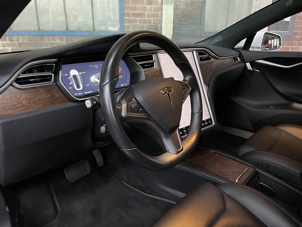 Tesla Model S 75 Base FACELIFT 320hp 2017 -Orig. EN-, RJ-746-J