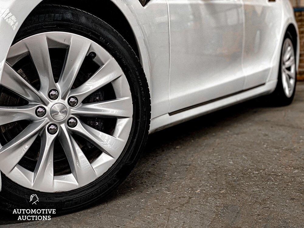 Tesla Model S 75 Base FACELIFT 320hp 2017 -Orig. EN-, RJ-746-J