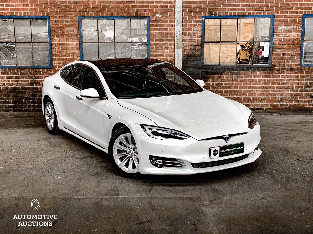 Tesla Model S 75 Base FACELIFT 320hp 2017 -Orig. EN-, RJ-746-J