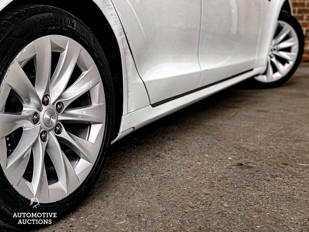 Tesla Model S 75 Base FACELIFT 320hp 2017 -Orig. EN-, RJ-746-J