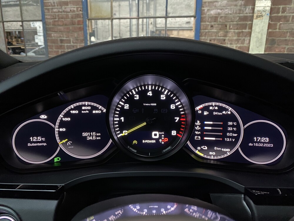 Porsche Cayenne E-Hybrid Coupé 3.0 V6 Sport Chrono 462PS 2020 -Orig. NL-, H-391-FF