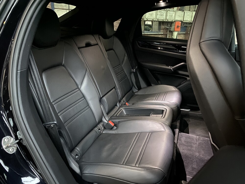 Porsche Cayenne E-Hybrid Coupé 3.0 V6 Sport Chrono 462PS 2020 -Orig. NL-, H-391-FF