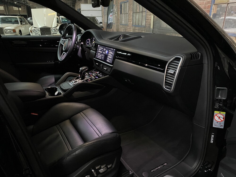 Porsche Cayenne E-Hybrid Coupé 3.0 V6 Sport Chrono 462PS 2020 -Orig. NL-, H-391-FF