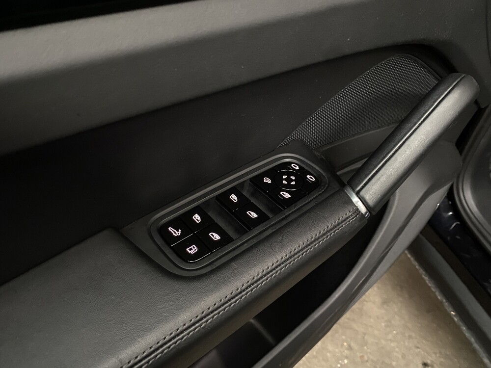 Porsche Cayenne E-Hybrid Coupé 3.0 V6 Sport Chrono 462PS 2020 -Orig. NL-, H-391-FF