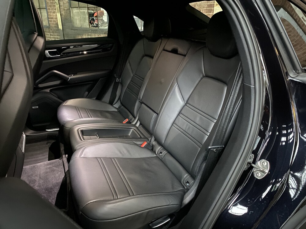 Porsche Cayenne E-Hybrid Coupé 3.0 V6 Sport Chrono 462PS 2020 -Orig. NL-, H-391-FF