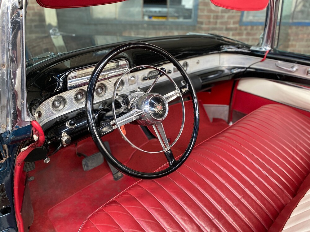 Buick Roadmaster Convertible 76 C V8 Cabriolet 1954