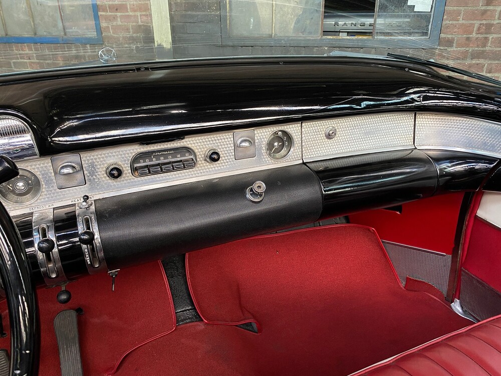 Buick Roadmaster Convertible 76 C V8 Cabriolet 1954